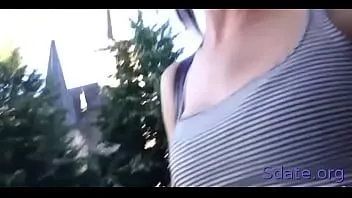 Jouer La superbe veronica flirte et se fait lécher