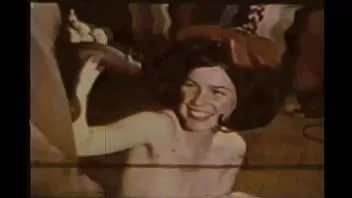 Jouer Pornostalgie vintage, le pécheur des années 70, trio interracial