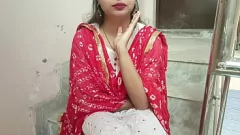 播放 desi step姐姐让她紧紧的猫被角质兄弟 - 真正的印度乱伦性爱