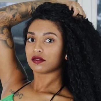 Gwiazda porno Ariella Ferraz