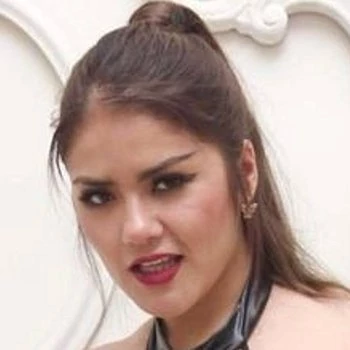 ポルノスター Mei Cornejo