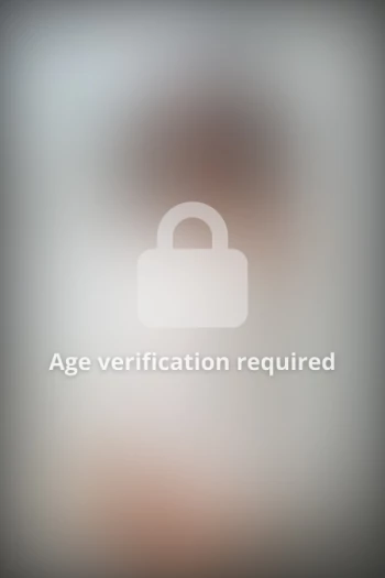 अभिनेता Natasha Sub